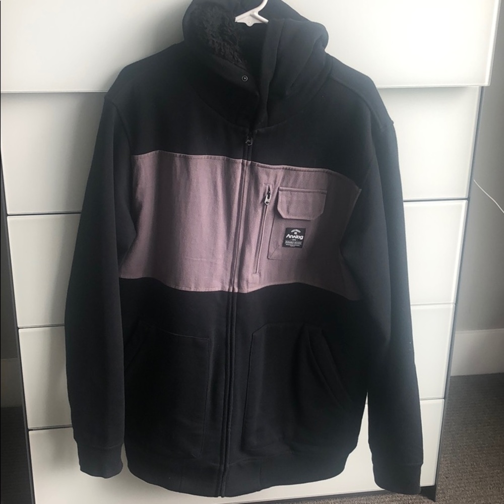 Analog liner sweatshirt